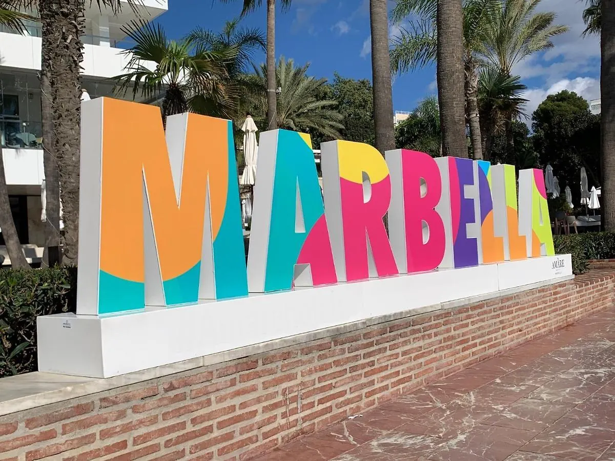 別荘 Casa Hibiscus Marbellaヴィラ スペイン