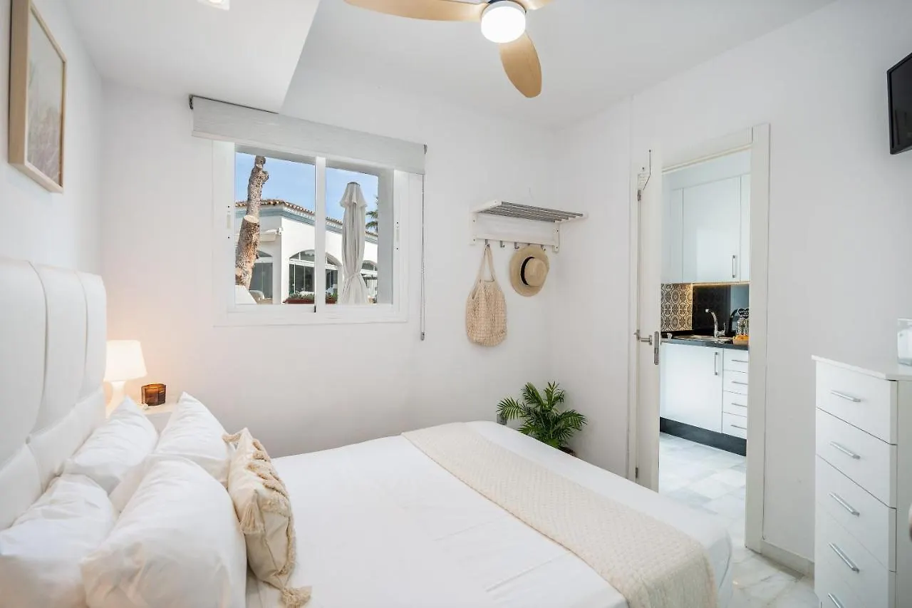 別荘 Casa Hibiscus Marbellaヴィラ
