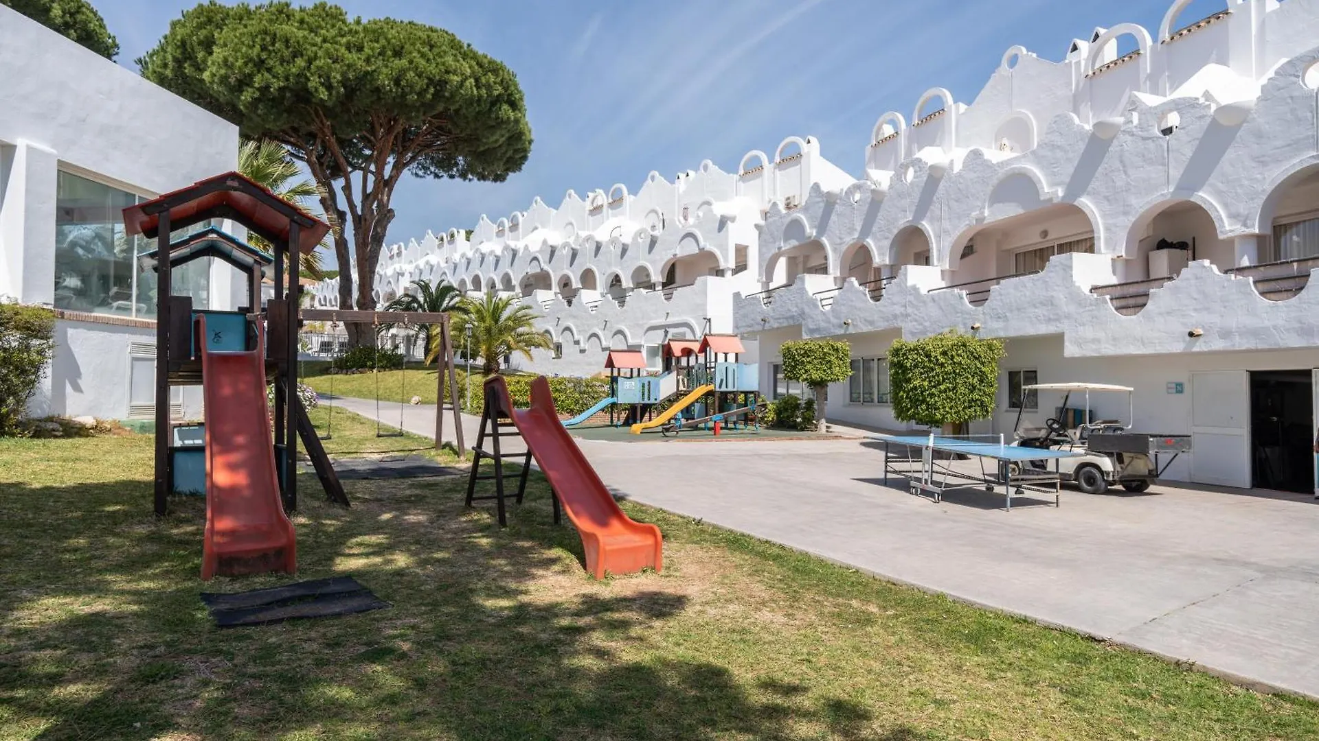Casa Hibiscus Marbellaヴィラ マルベーリャ